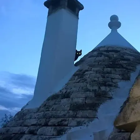 Trullo With Swimming Pool. Charme&relax Ceglie Messapica